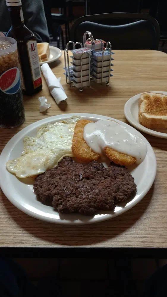 Biscuits & Gravy Choice of Meat